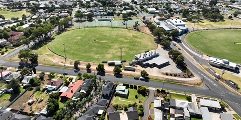 Ovals Swan Hill.jpg
